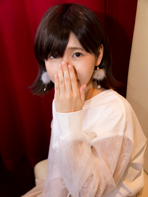 踊れ！チンチコリン・梅田店 みゆう 26歳 T：154cm　B：84(D)　W：55　H：83